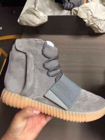 Real VS fake Adidas Yeezy Boost 350 V2 Glow Glow In The