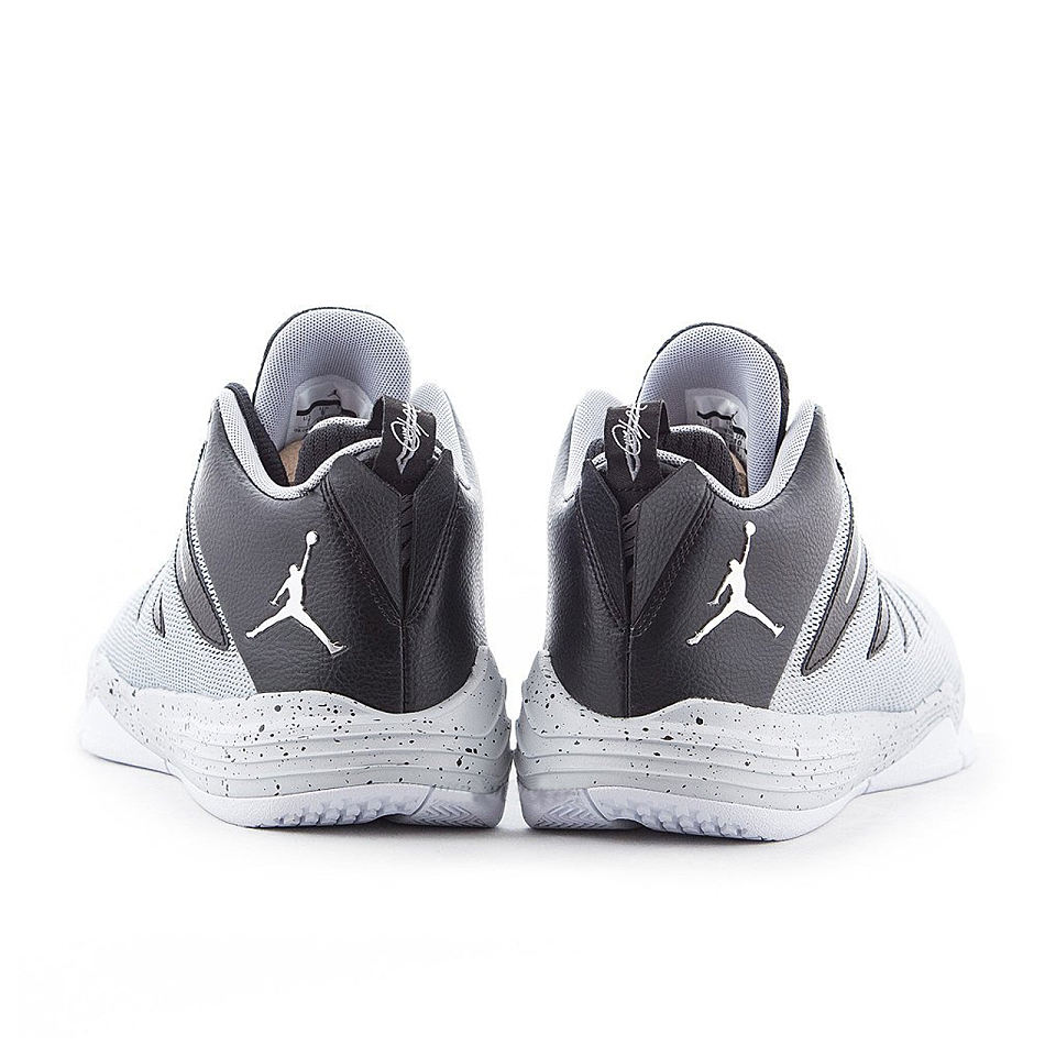 airjordancp3viii保罗9代黑灰aj篮球鞋男810868003