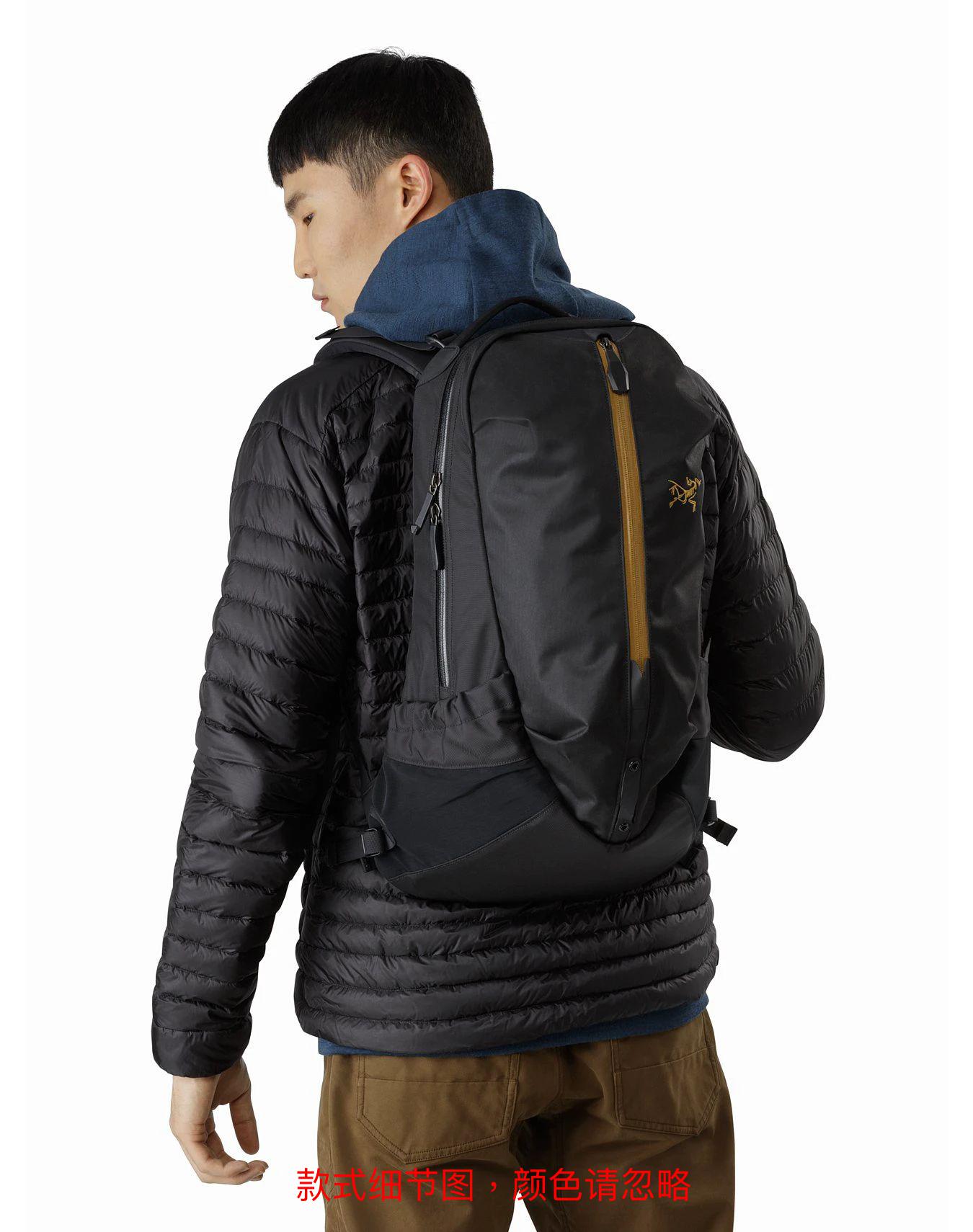 Arro-22-Backpack-24K-Black.jpg 