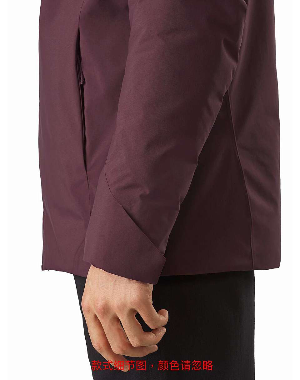 这款coreloft64保暖gore thermium64夹克适合城市穿着.