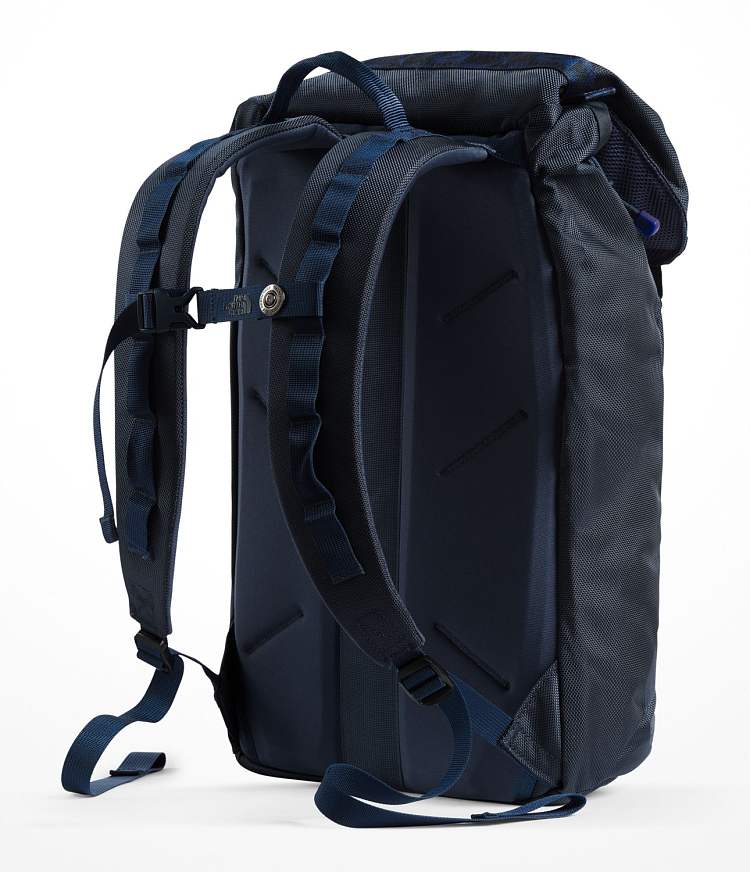 The north face 2025 lineage ruck 23l